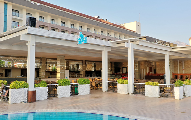 Pool-Bar